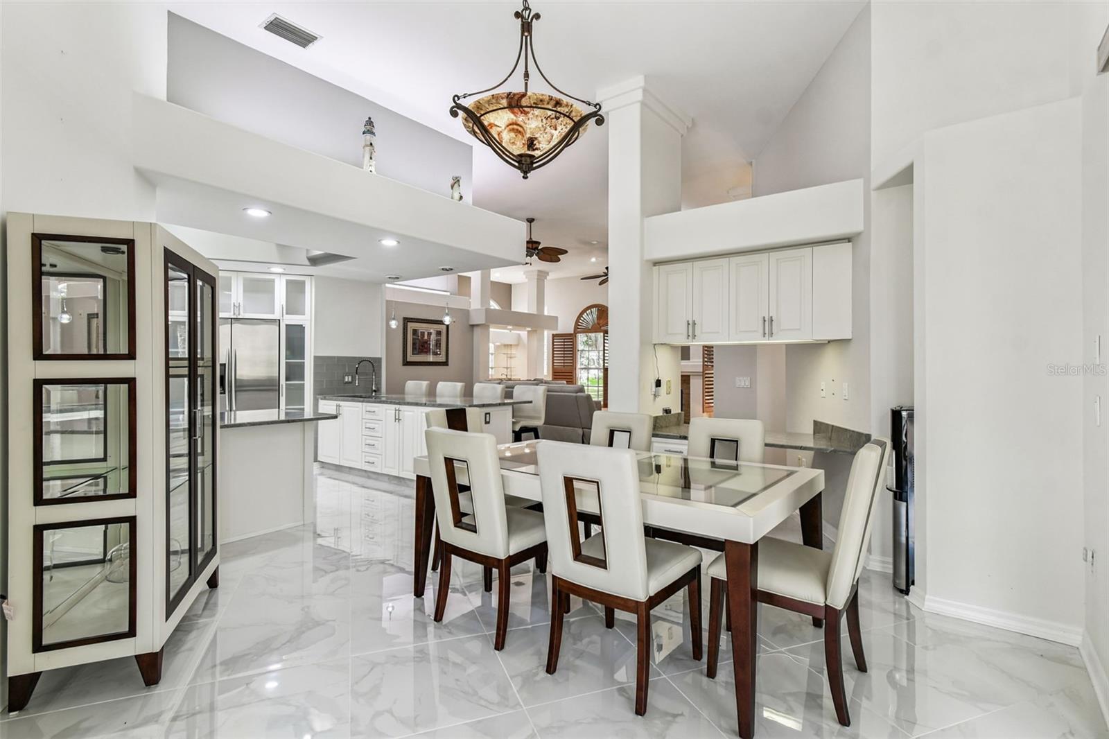 MEYERS COVE - Residential