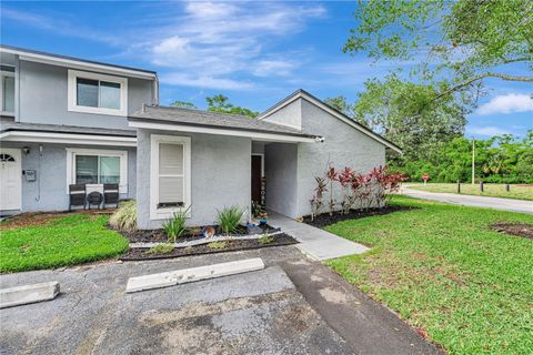Photo of 701 Saint Michael Lane, Altamonte Springs, FL 32714 (MLS # O6393489)