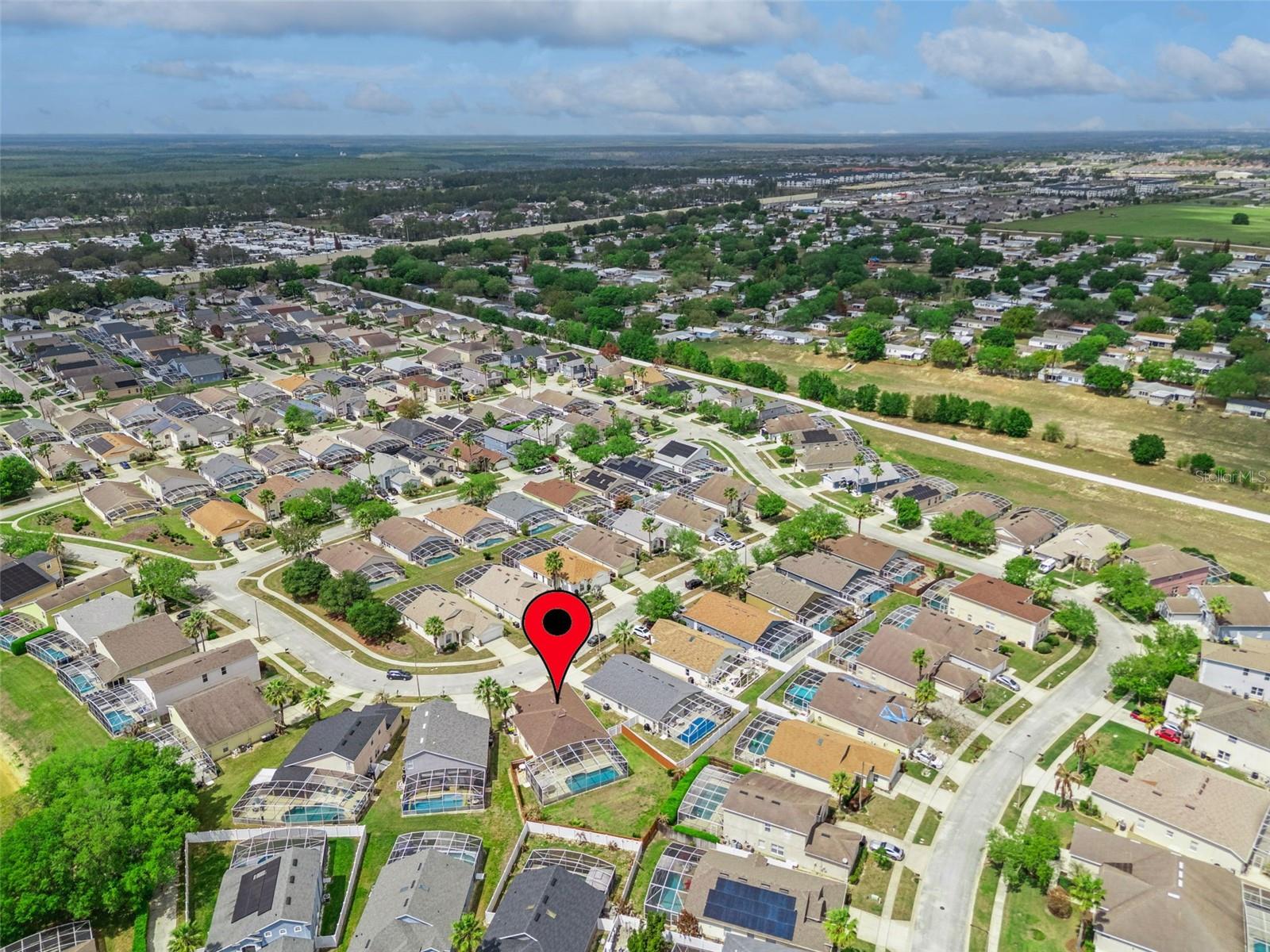 HAMPTON LAKES, HAMPTON ESTATES - Residential