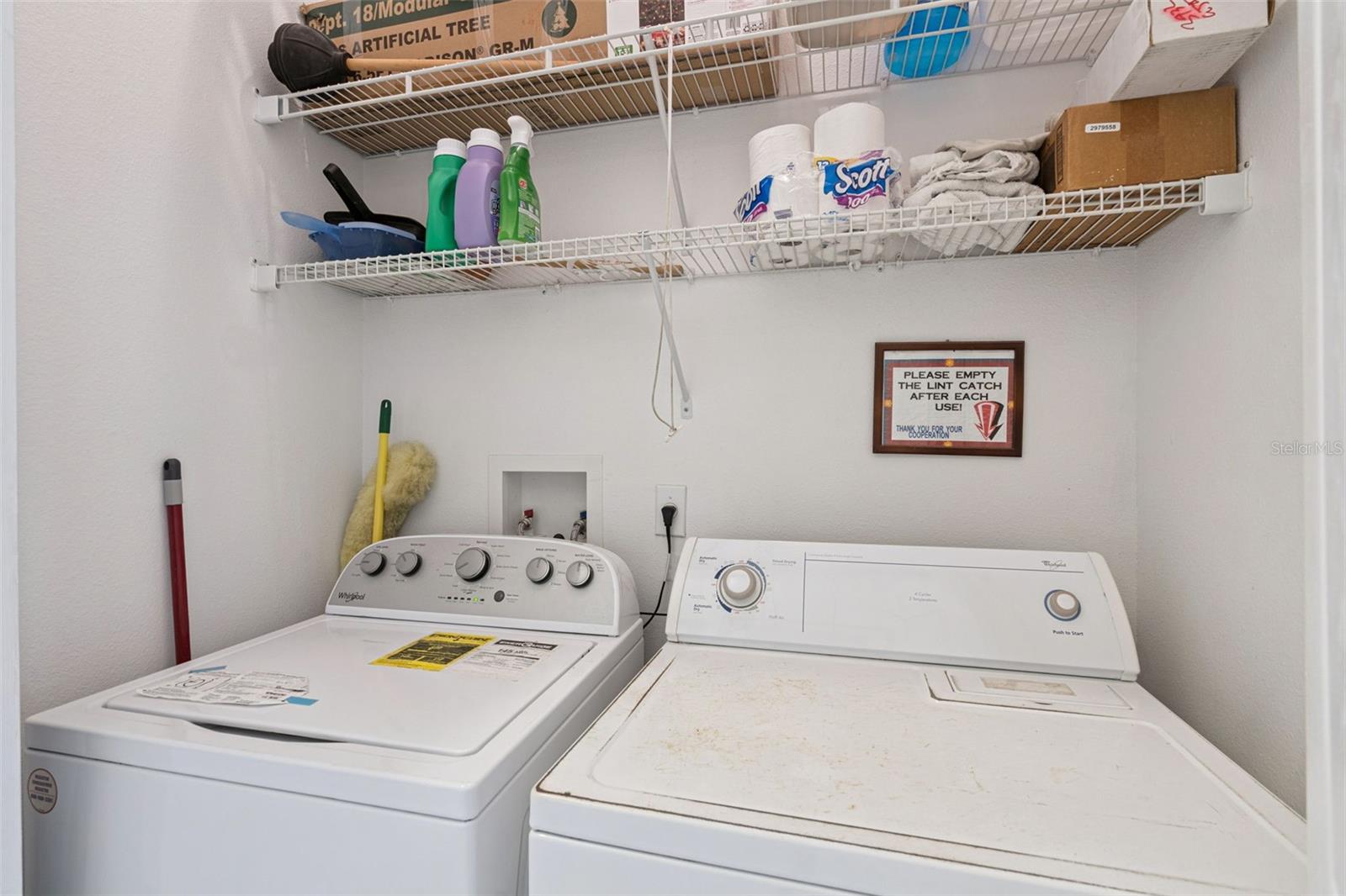 HAMPTON LAKES, HAMPTON ESTATES - Residential