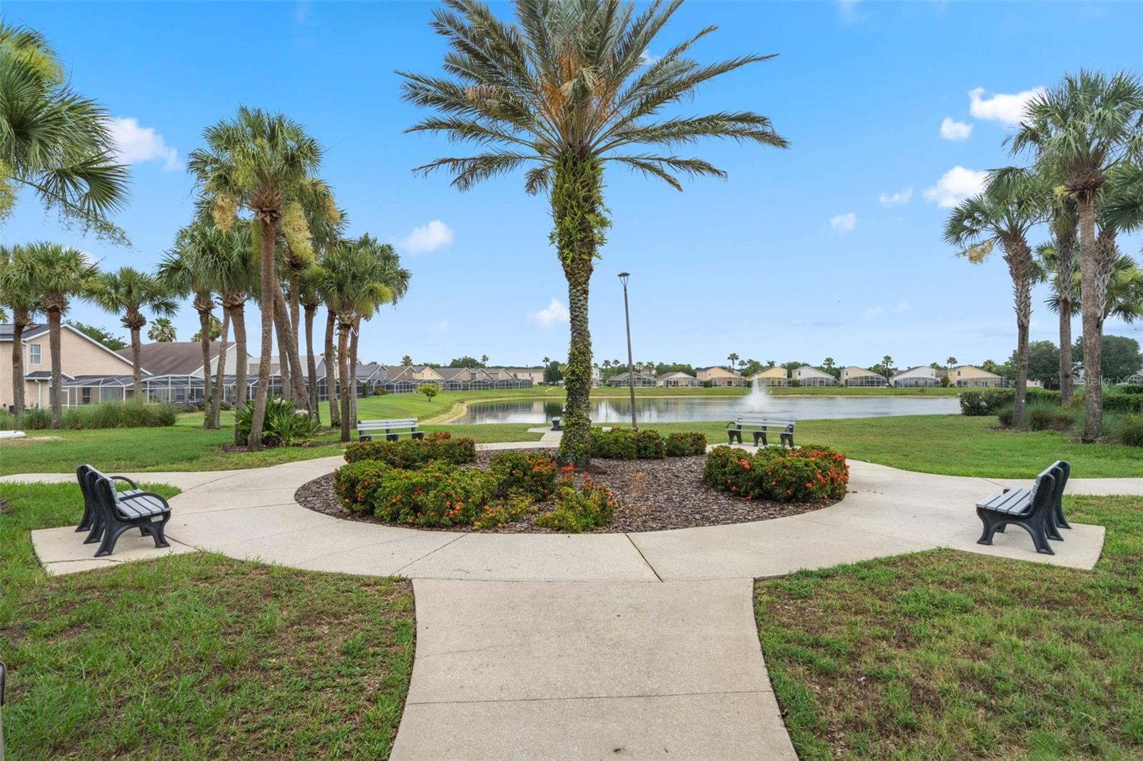 HAMPTON LAKES, HAMPTON ESTATES - Residential