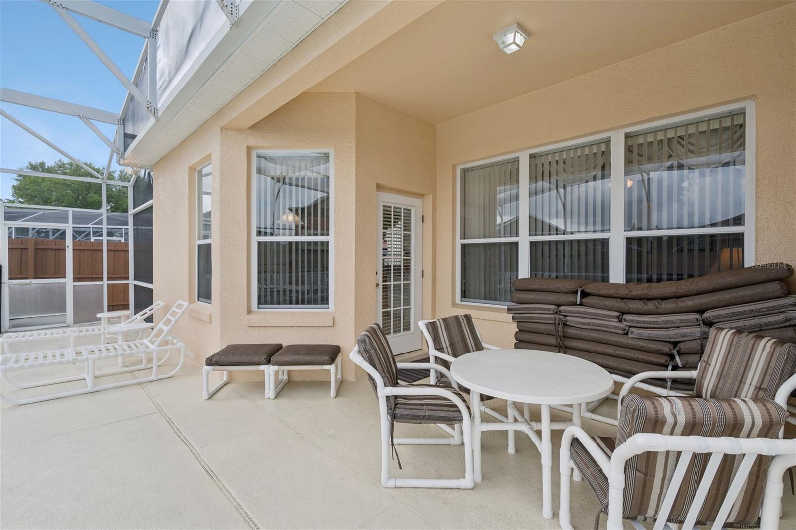 HAMPTON LAKES, HAMPTON ESTATES - Residential