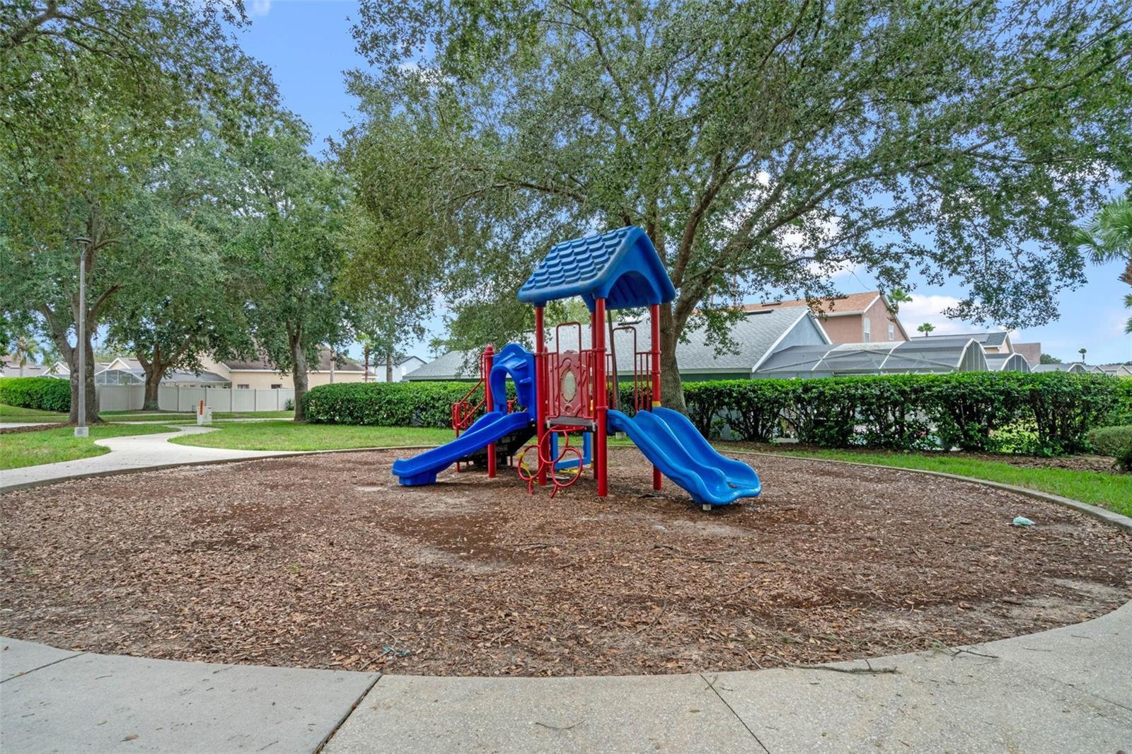 HAMPTON LAKES, HAMPTON ESTATES - Residential