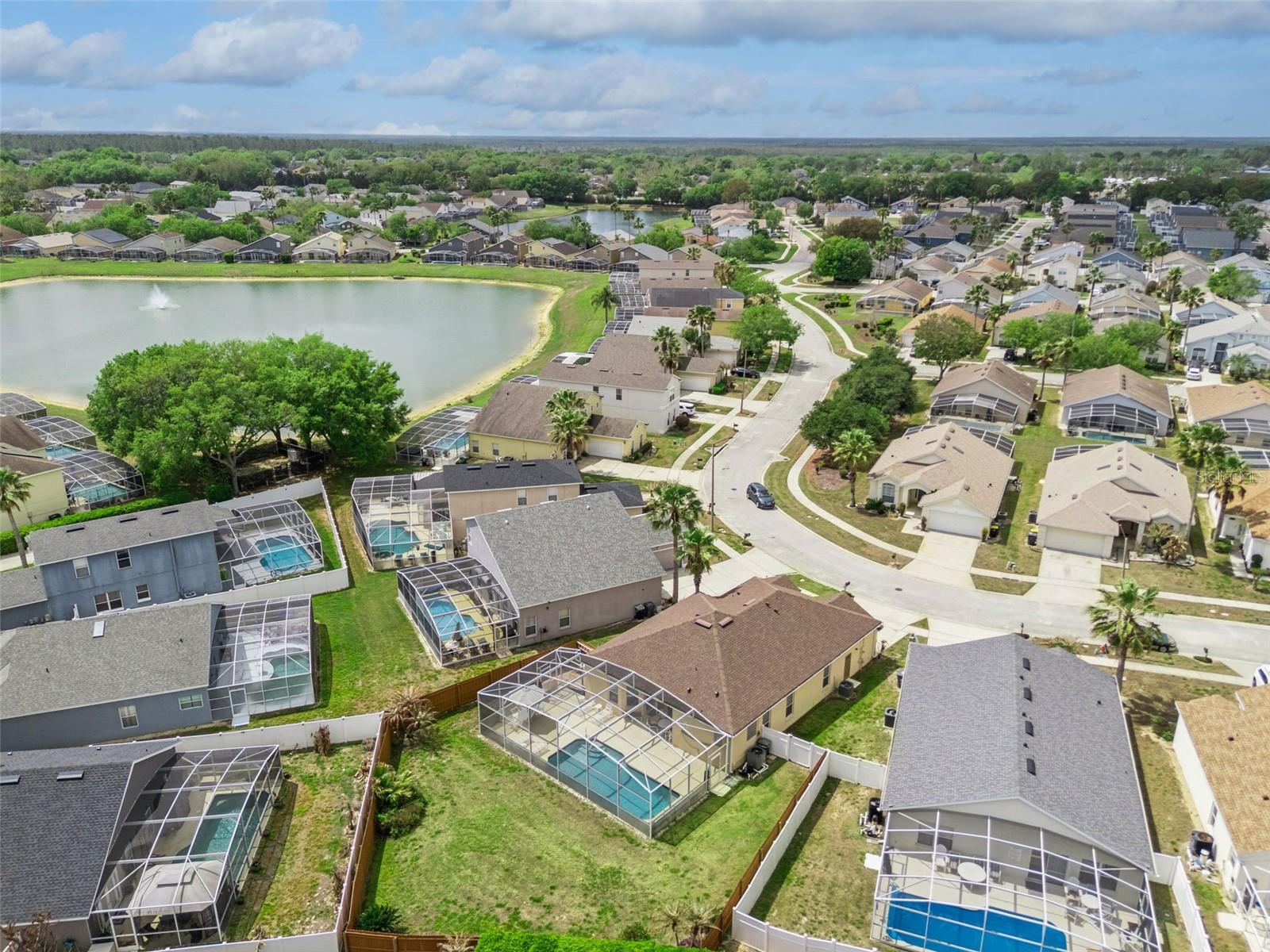 HAMPTON LAKES, HAMPTON ESTATES - Residential
