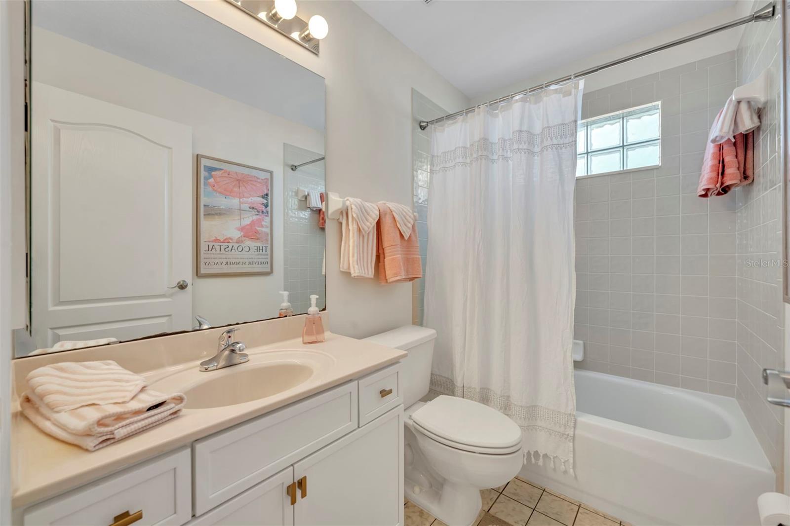 STAFFORD SPRINGS - Residential