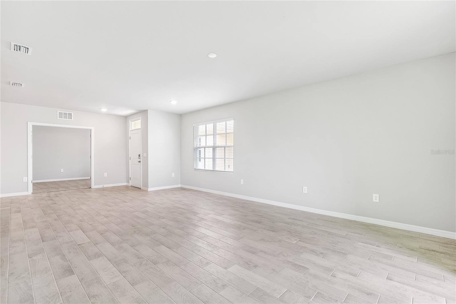 HERITAGE LAKE PARK - Residential