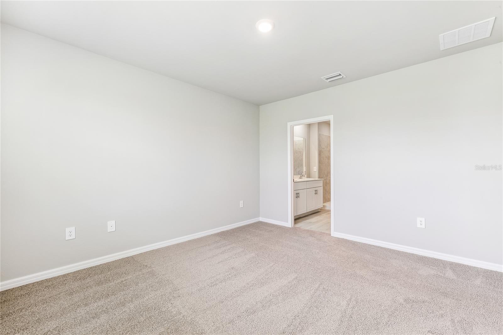 HERITAGE LAKE PARK - Residential