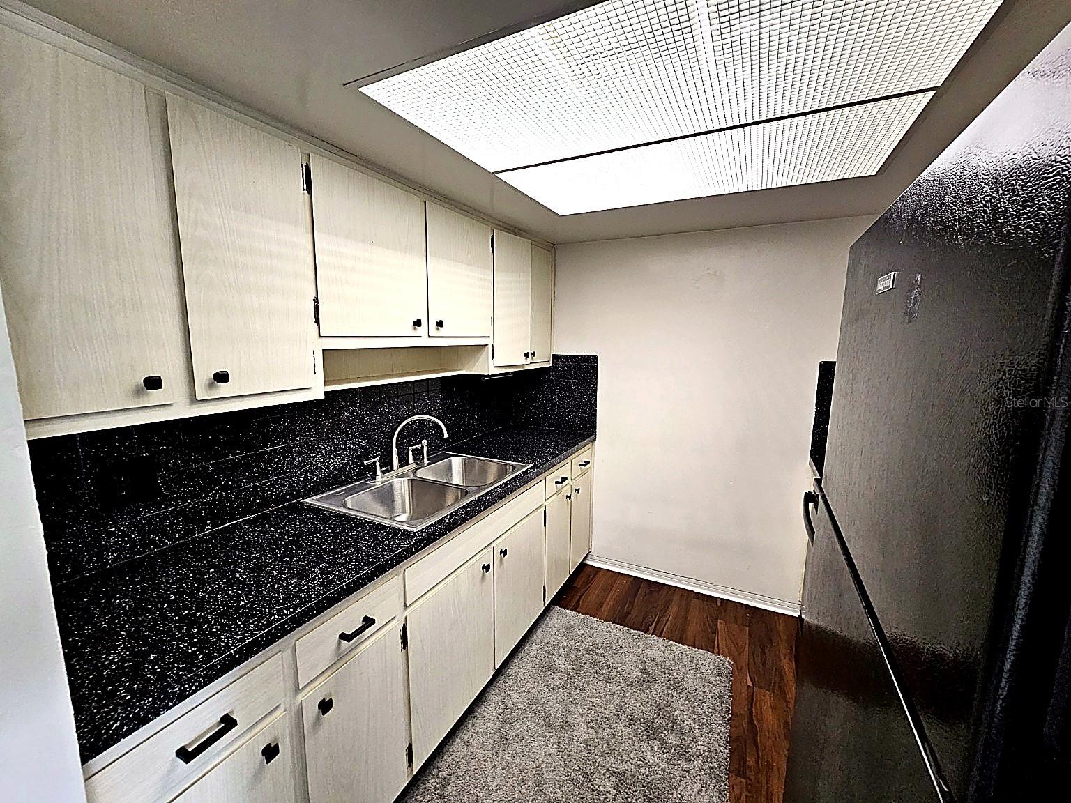 TYRONE 5TH AVE - Residential