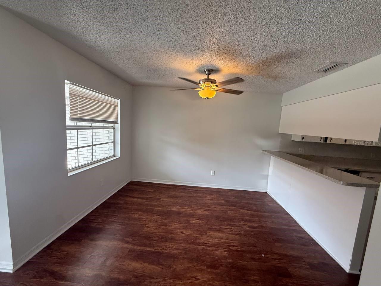 BLOOMINGDALE VILLAS UNIT 1 - Residential Lease