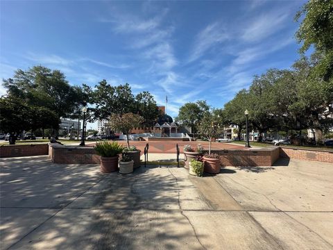 Tiny photo for 5210 E Fort King Street, Ocala, FL 34471 (MLS # OM719715)