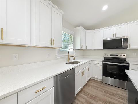 Tiny photo for 5210 E Fort King Street, Ocala, FL 34471 (MLS # OM719715)