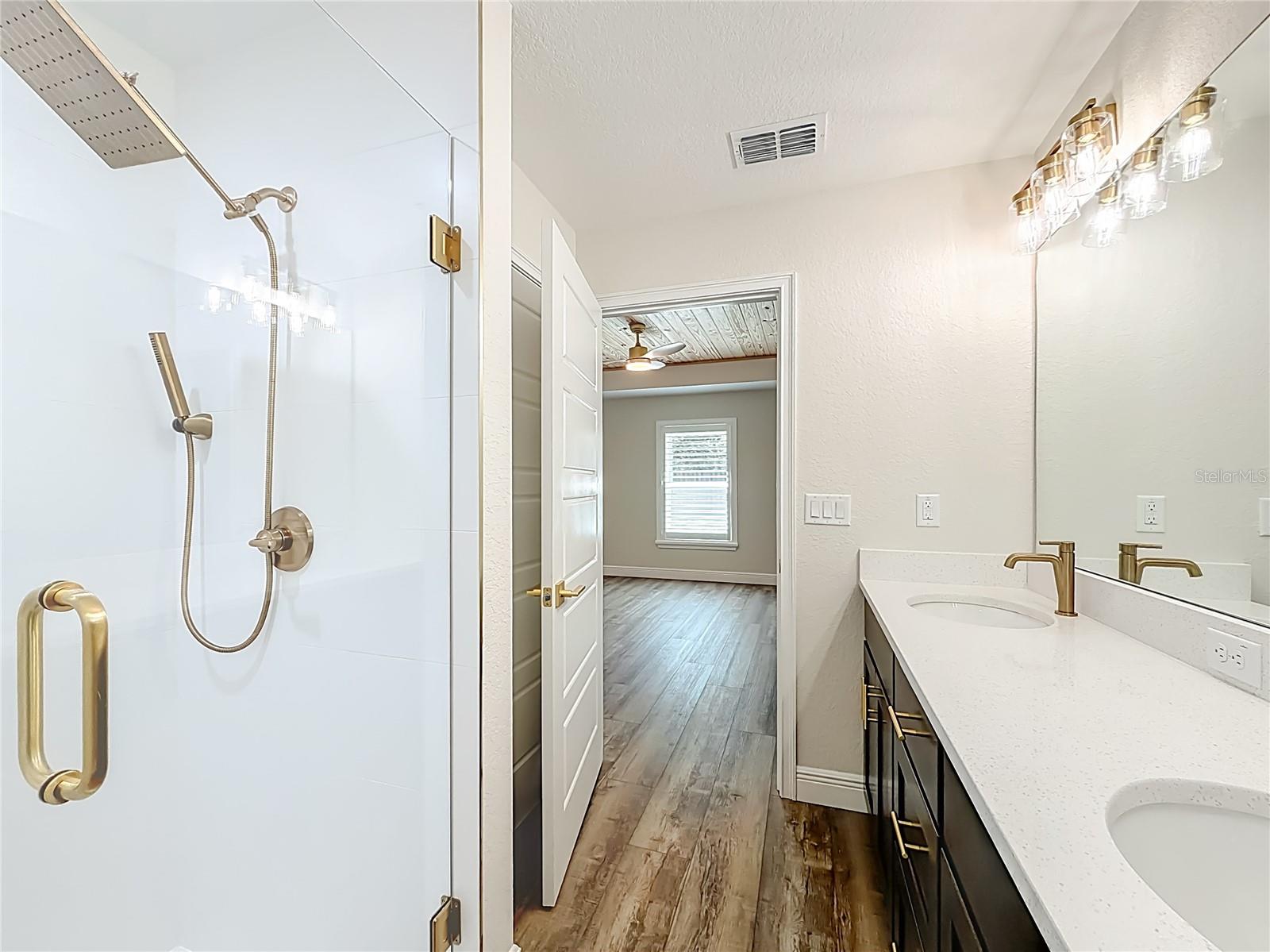 COUNTRY ESTATES FORT KING ADDITION - Residential