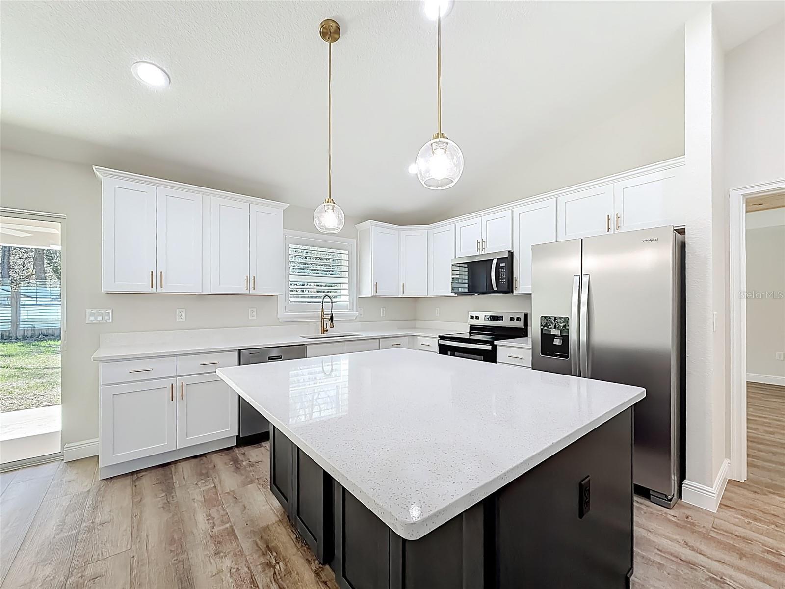 COUNTRY ESTATES FORT KING ADDITION - Residential