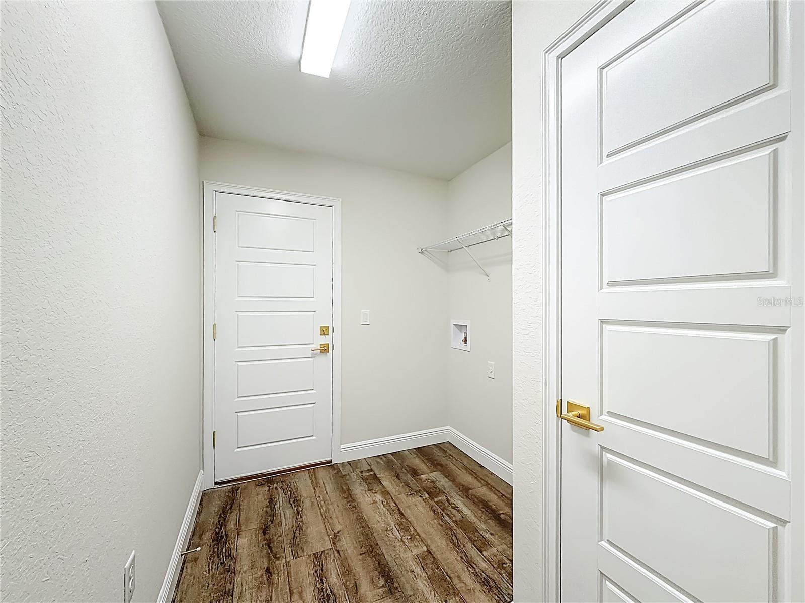 COUNTRY ESTATES FORT KING ADDITION - Residential