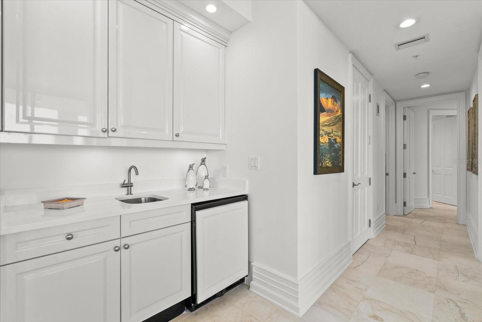 THE BEACH RESIDENCES - Residential