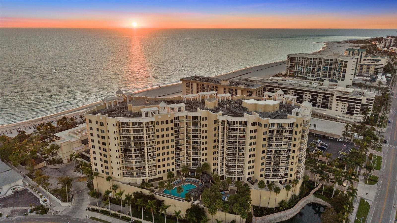 THE BEACH RESIDENCES - Residential