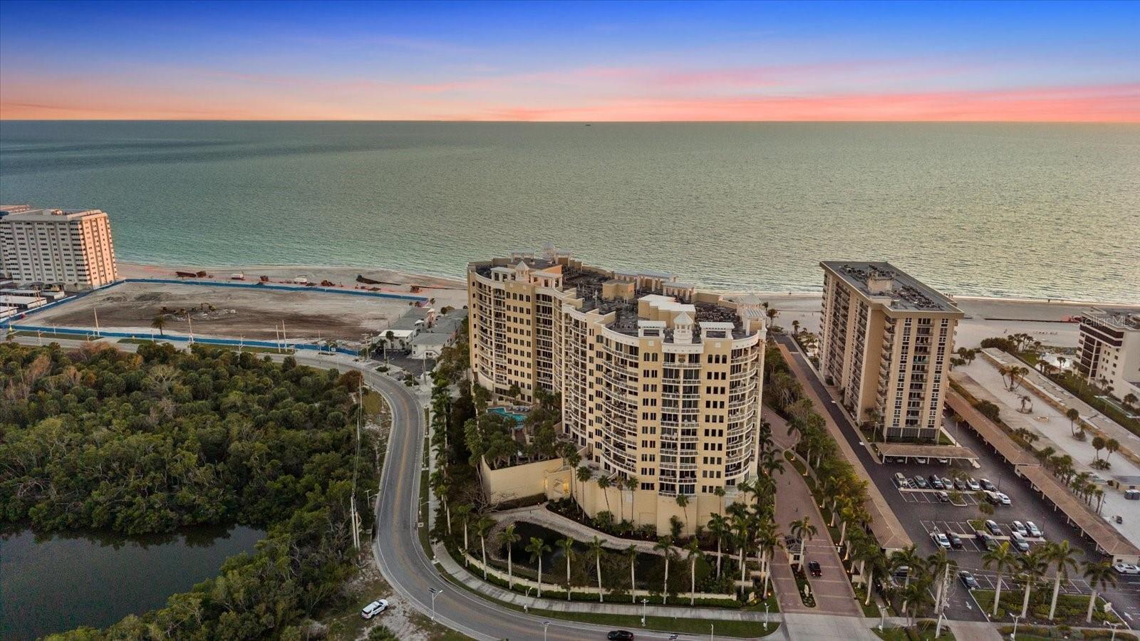 THE BEACH RESIDENCES - Residential