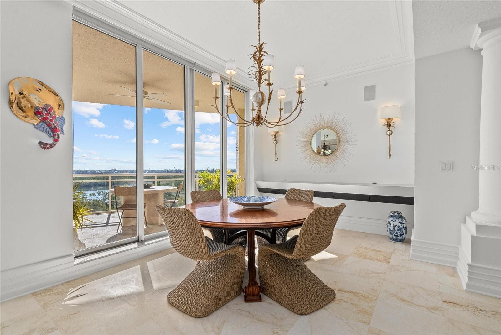 THE BEACH RESIDENCES - Residential