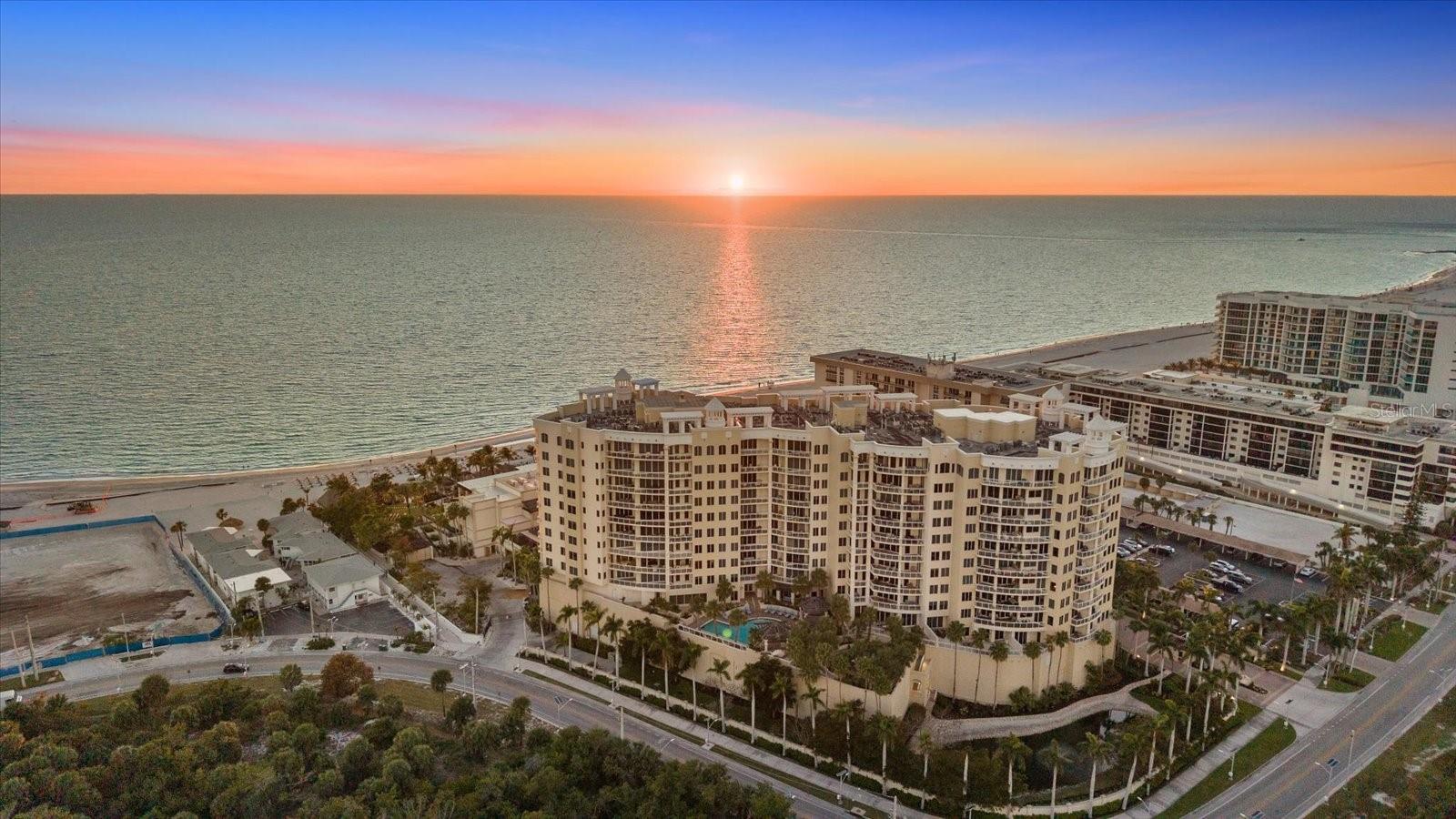 THE BEACH RESIDENCES - Residential