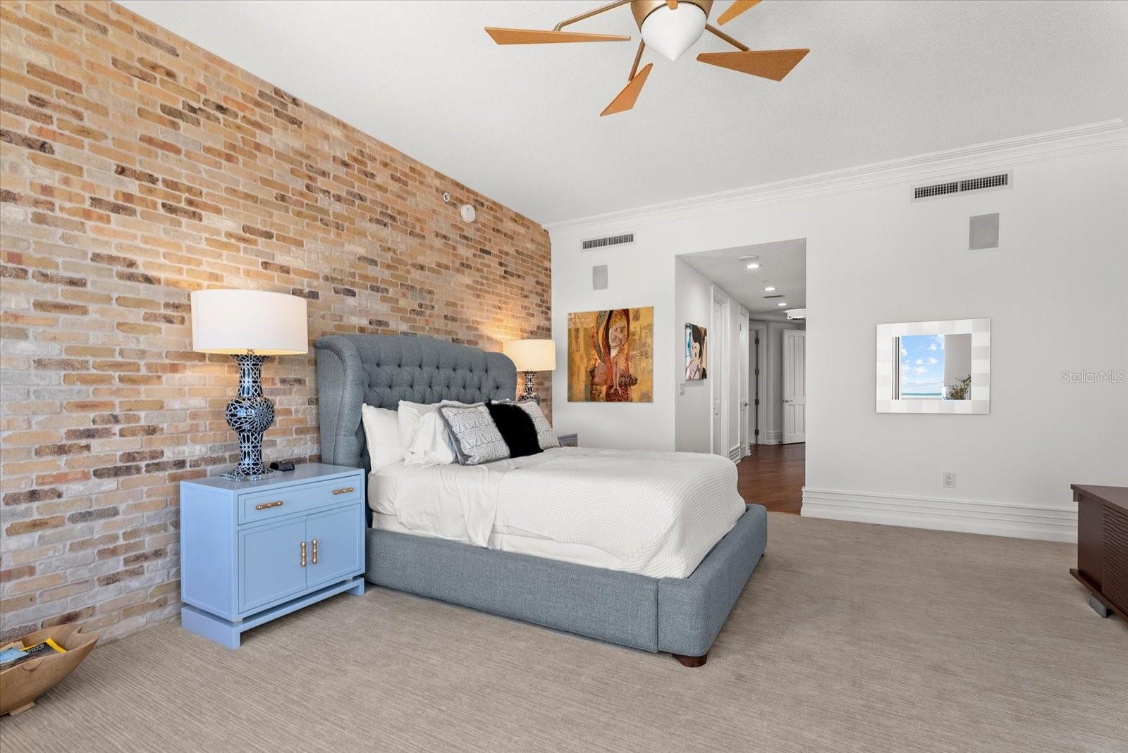 THE BEACH RESIDENCES - Residential