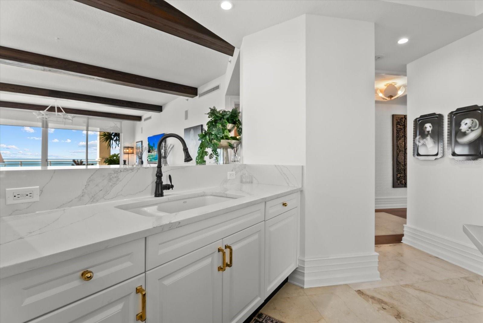 THE BEACH RESIDENCES - Residential