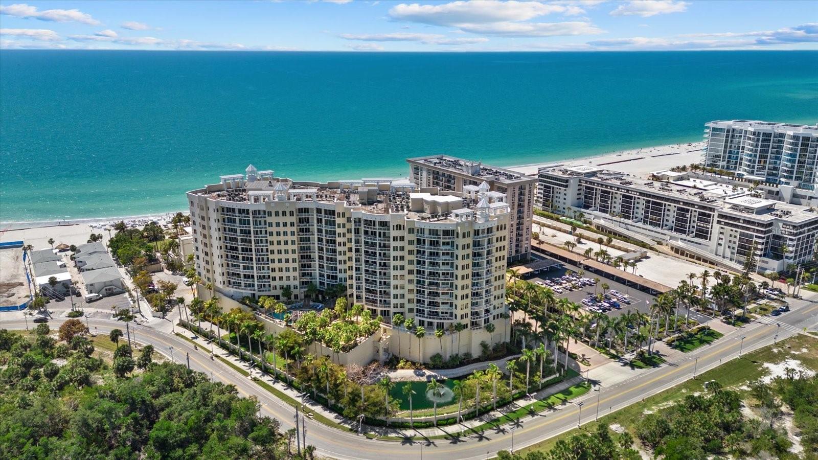 THE BEACH RESIDENCES - Residential