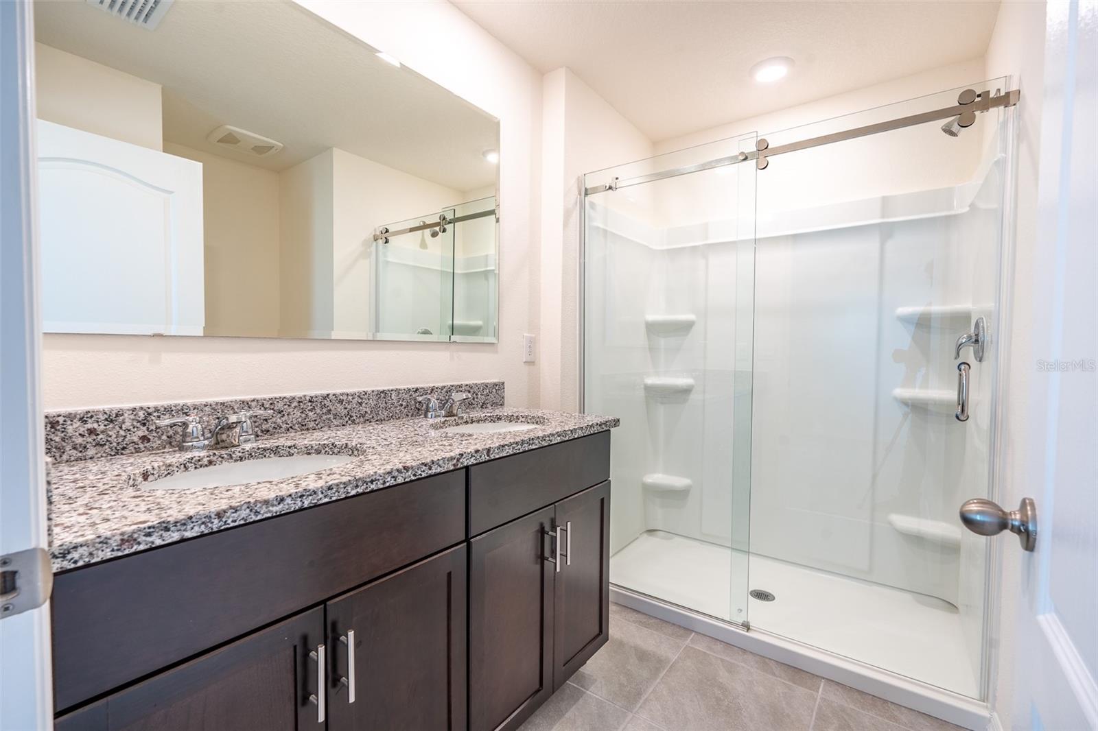 KINDRED PH 3A - Residential Lease