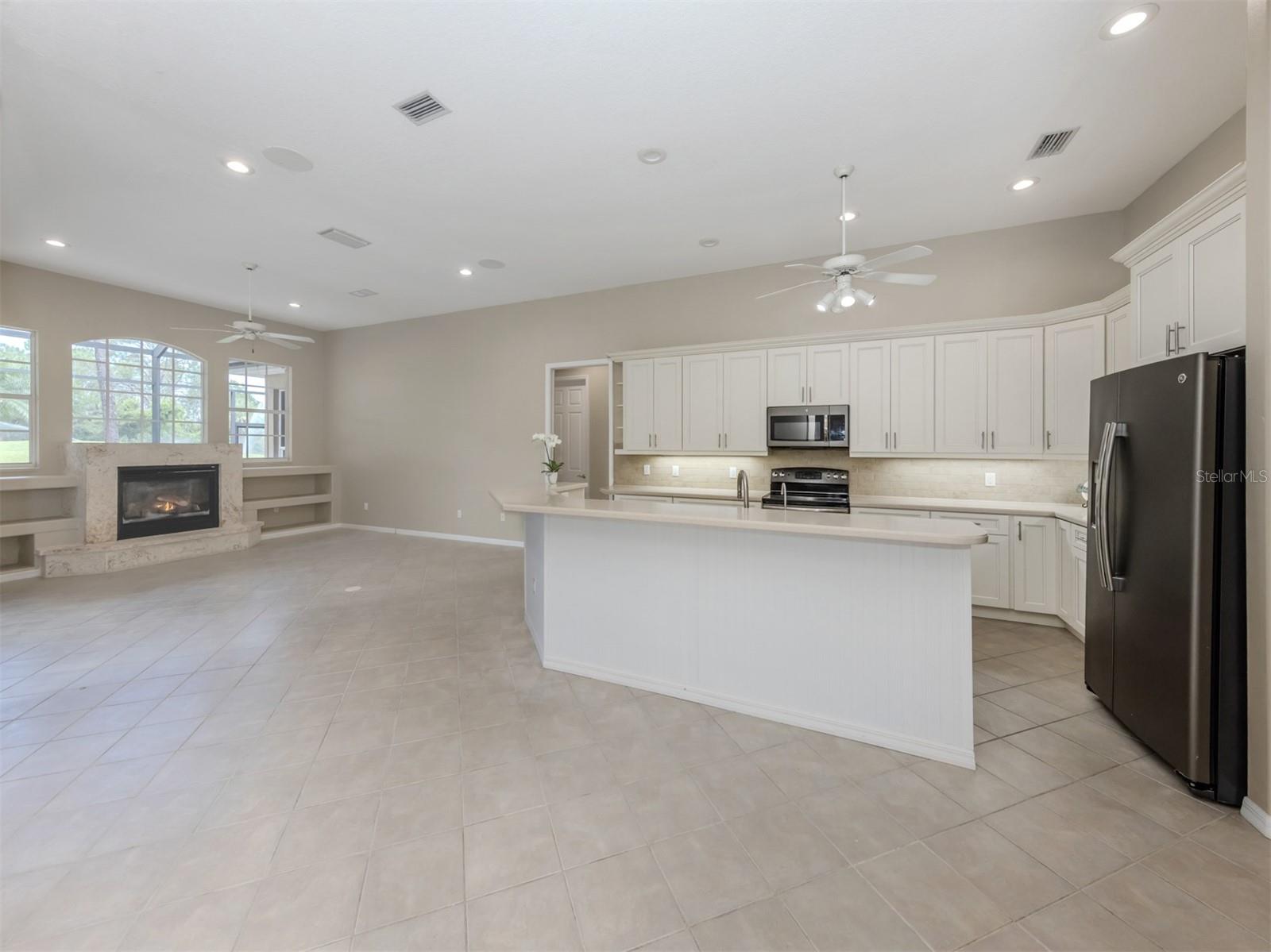 VENICE GOLF & COUNTRY CLUB - Residential