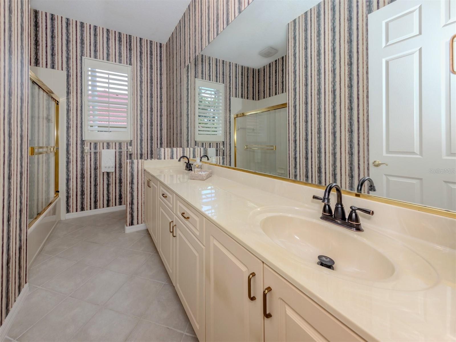 VENICE GOLF & COUNTRY CLUB - Residential