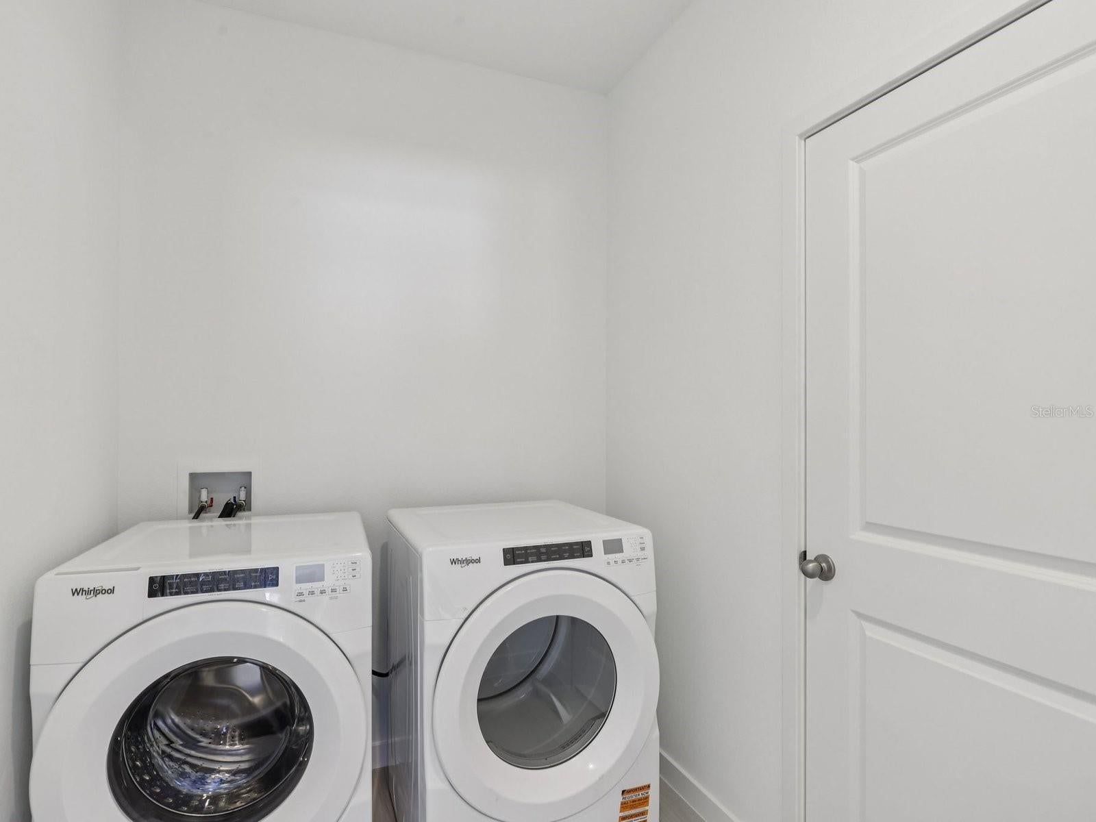 33 GARNI DRIVE