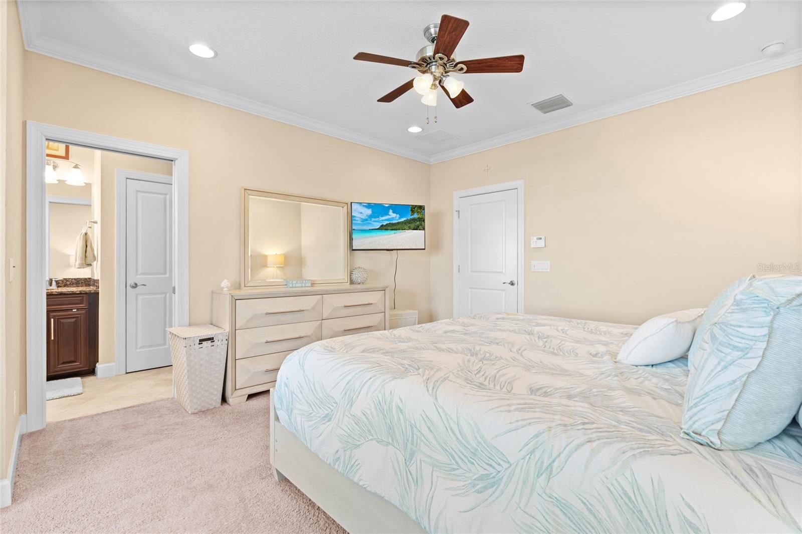 COVE AT LOGGERHEAD MARINA - Residential