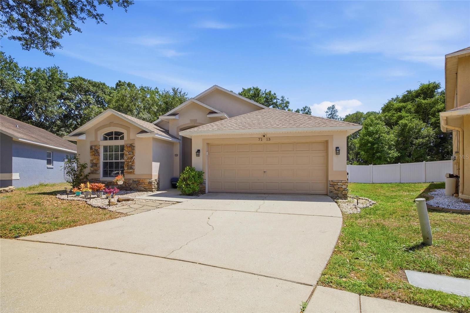 7113 COLONY POINTE DRIVE