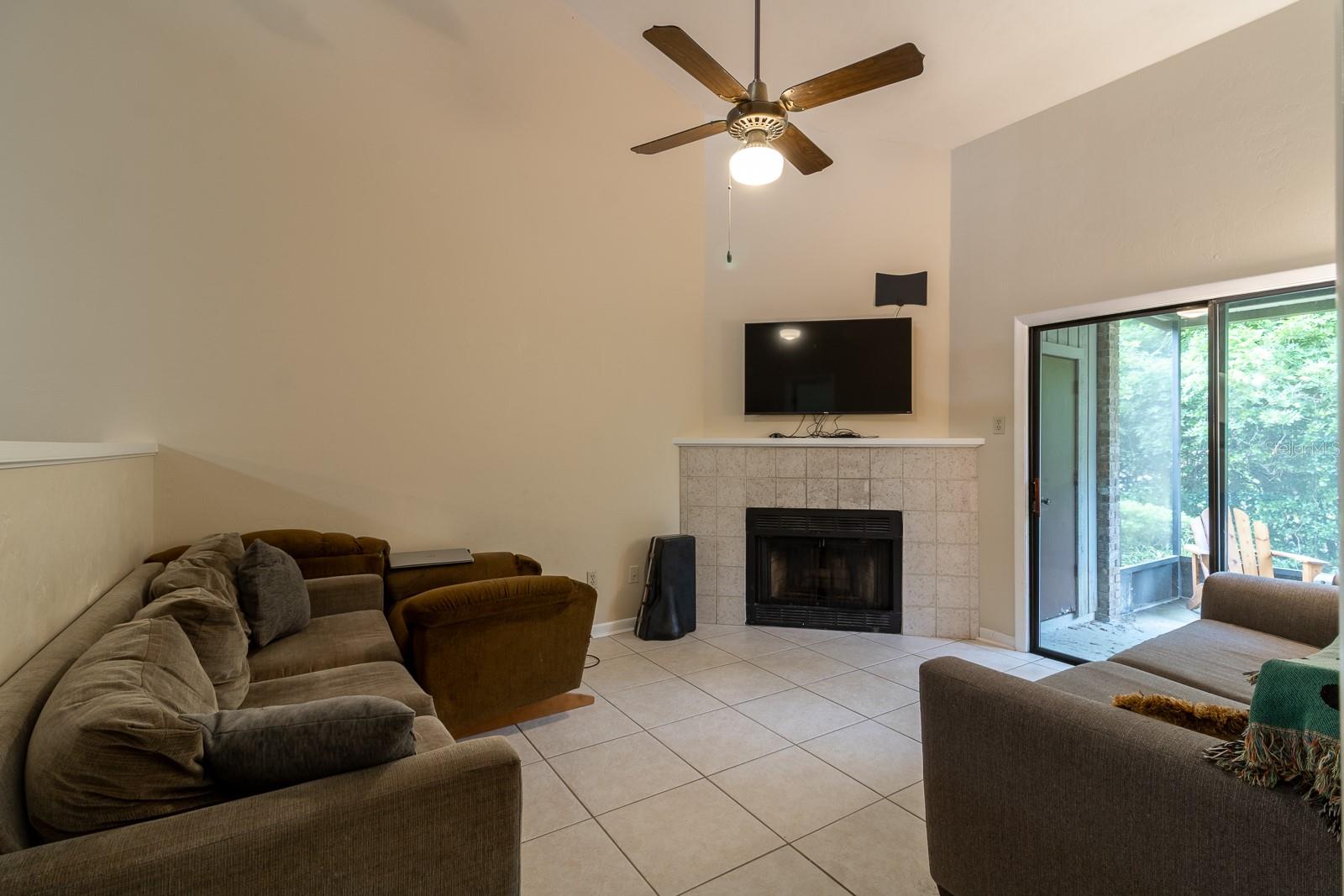 PEBBLE CREEK VILLAS - Residential