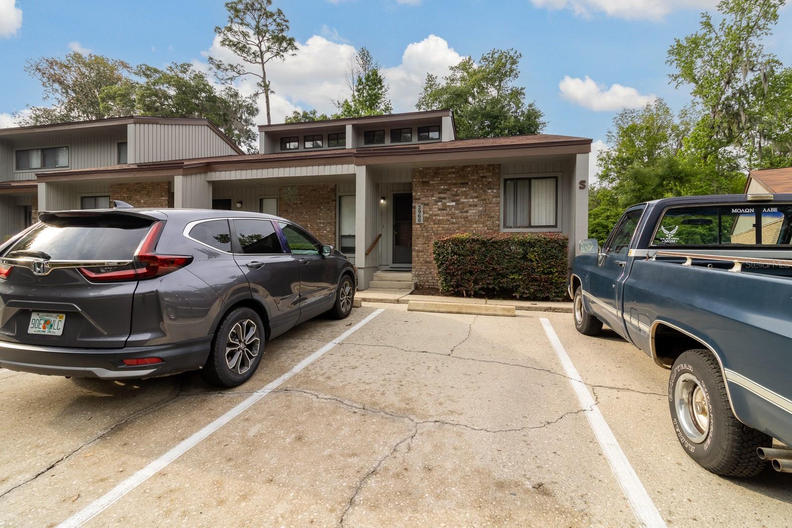 PEBBLE CREEK VILLAS - Residential