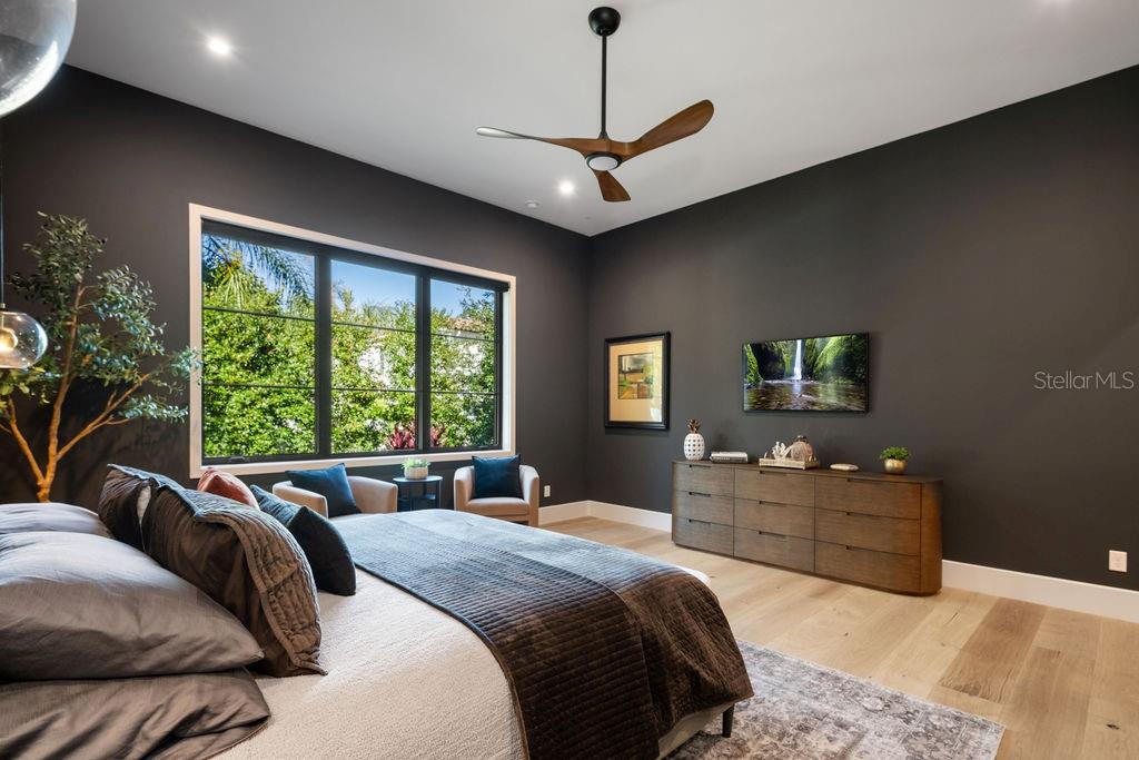 LAKE KNOWLES TERRACE - Residential