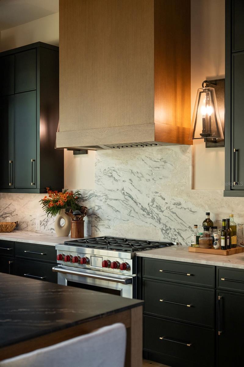 LAKE KNOWLES TERRACE - Residential