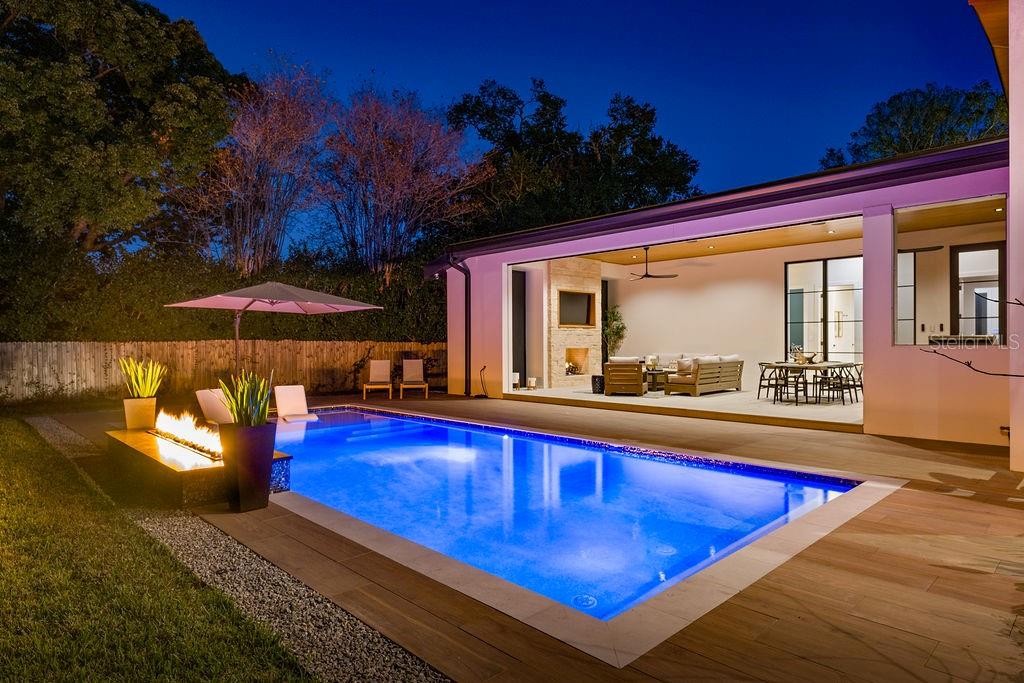 LAKE KNOWLES TERRACE - Residential