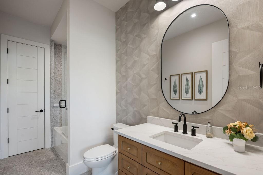 LAKE KNOWLES TERRACE - Residential