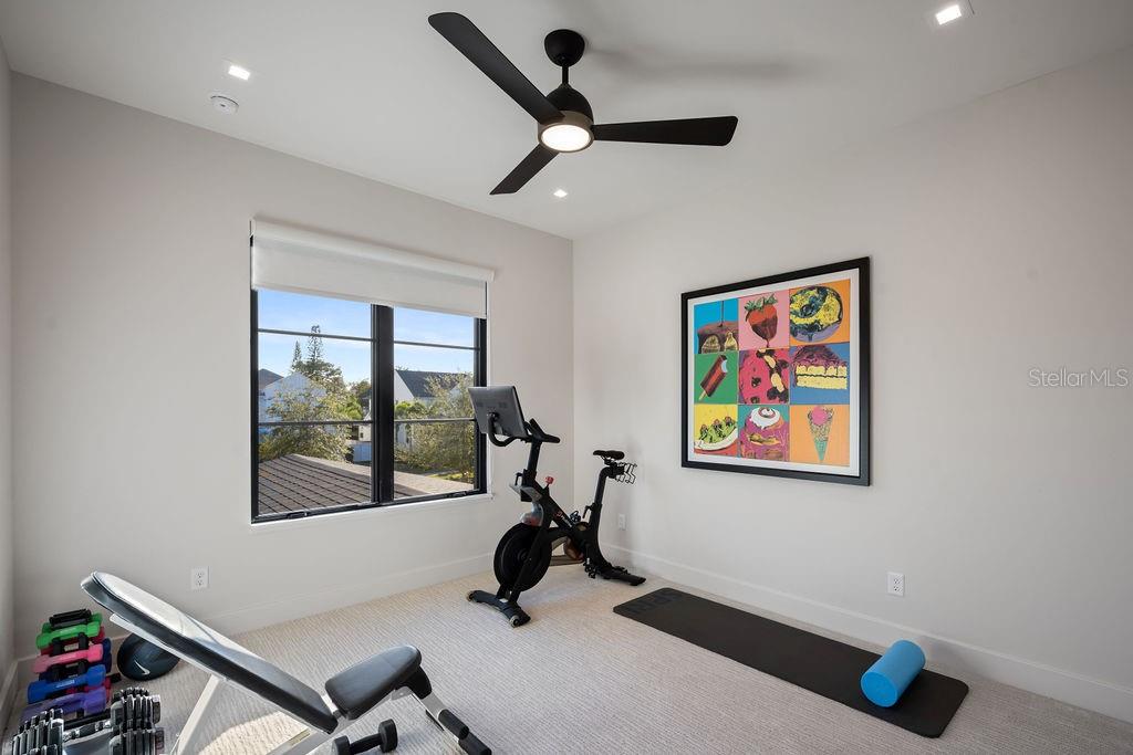 LAKE KNOWLES TERRACE - Residential