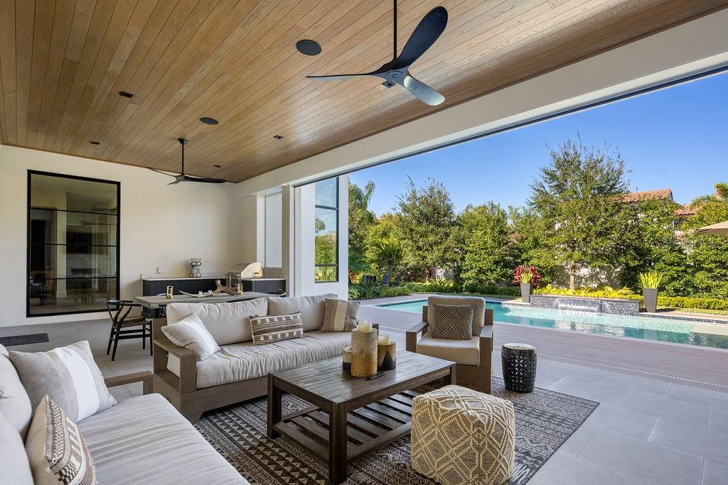 LAKE KNOWLES TERRACE - Residential