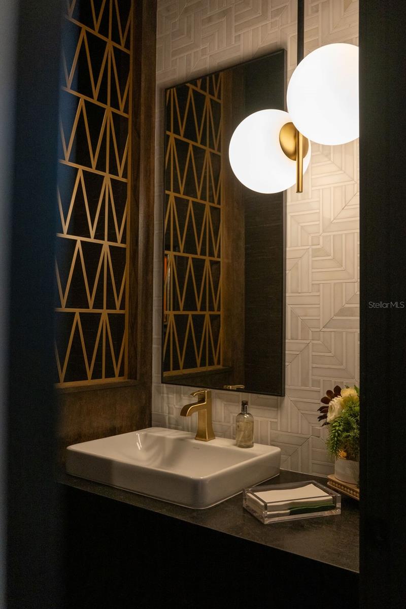 LAKE KNOWLES TERRACE - Residential