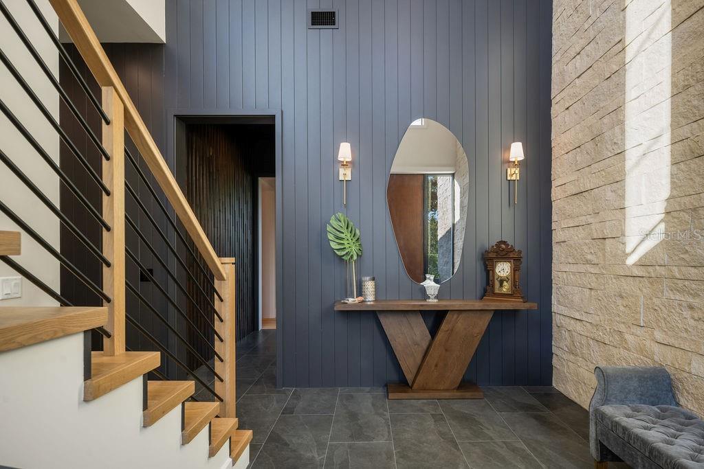 LAKE KNOWLES TERRACE - Residential