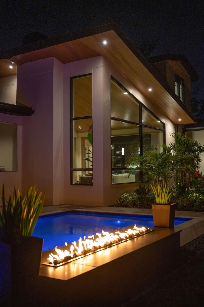 LAKE KNOWLES TERRACE - Residential