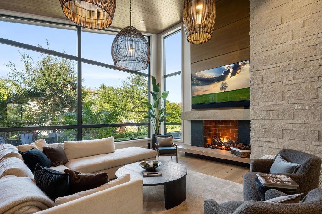 LAKE KNOWLES TERRACE - Residential