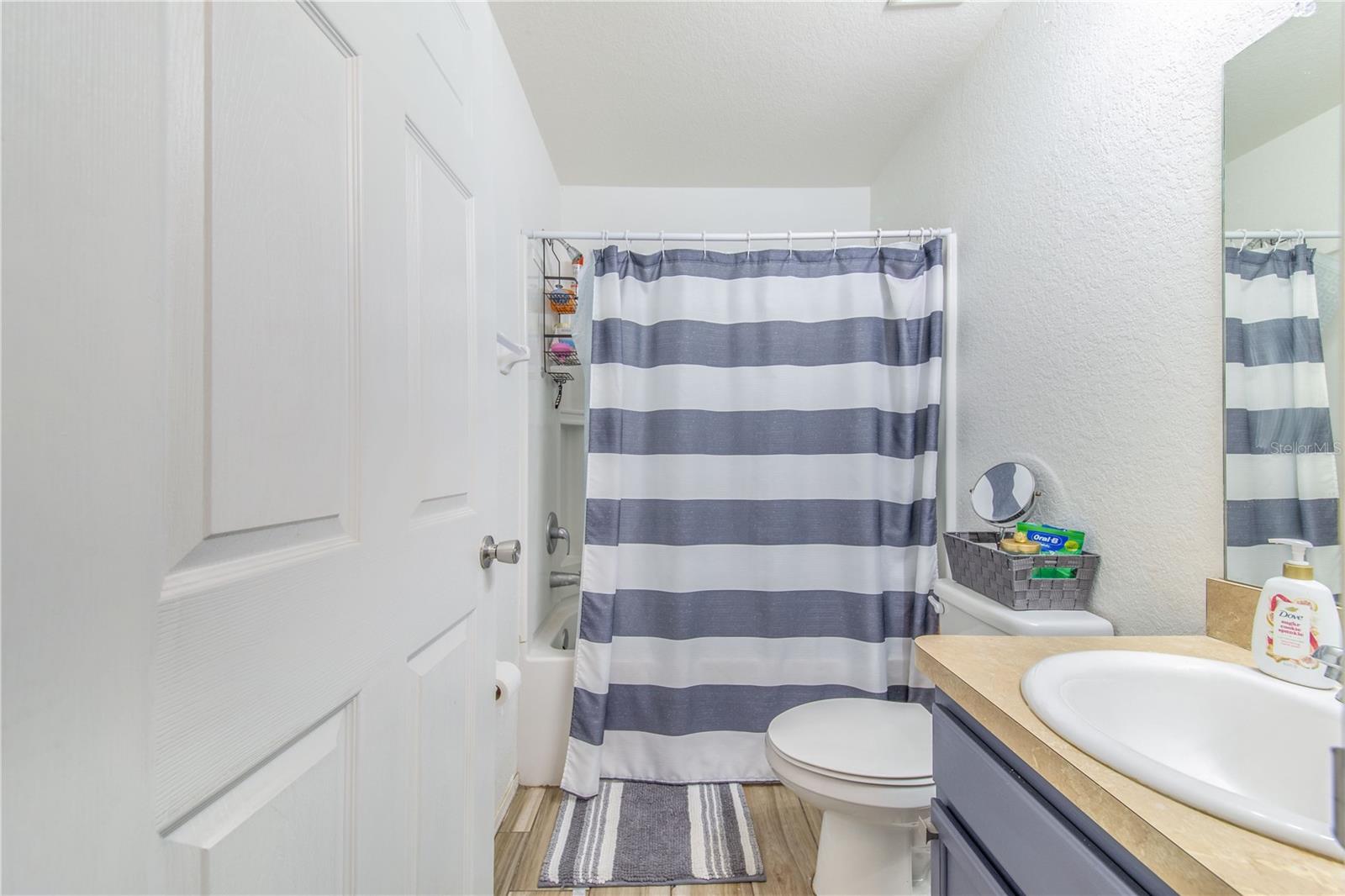 COUNTRY CLUB TRAILS - Residential