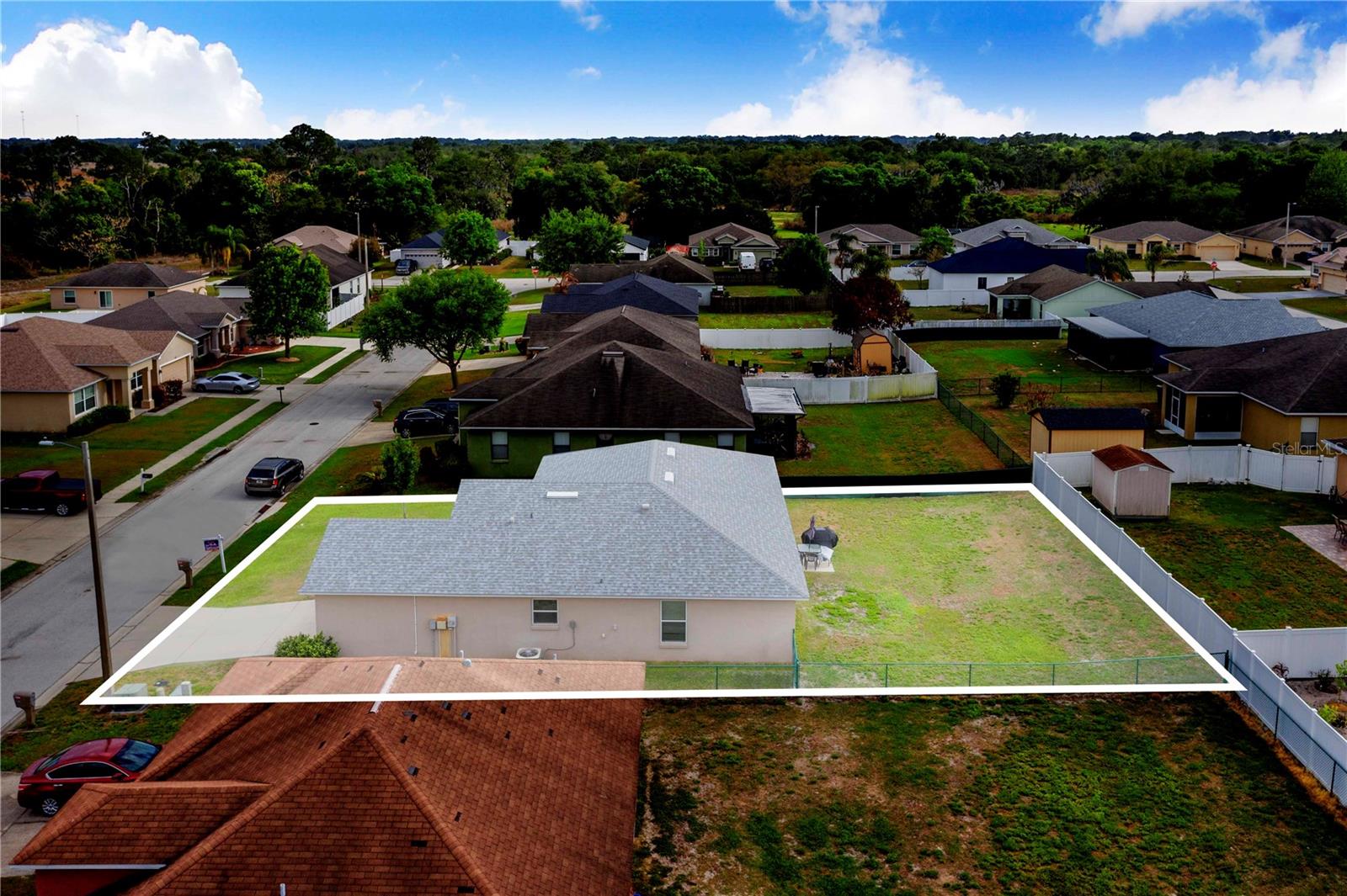 COUNTRY CLUB TRAILS - Residential