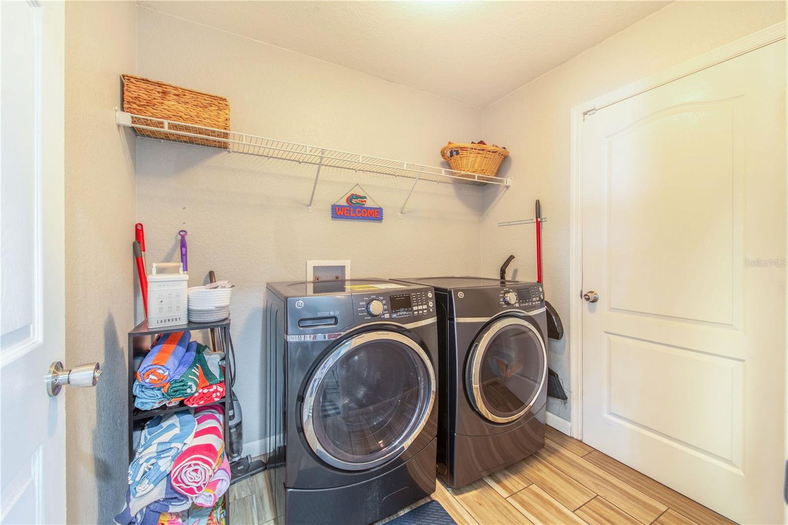 COUNTRY CLUB TRAILS - Residential