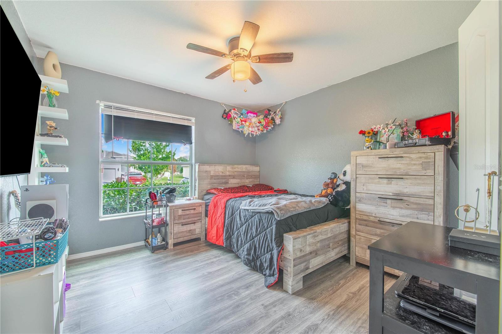 COUNTRY CLUB TRAILS - Residential