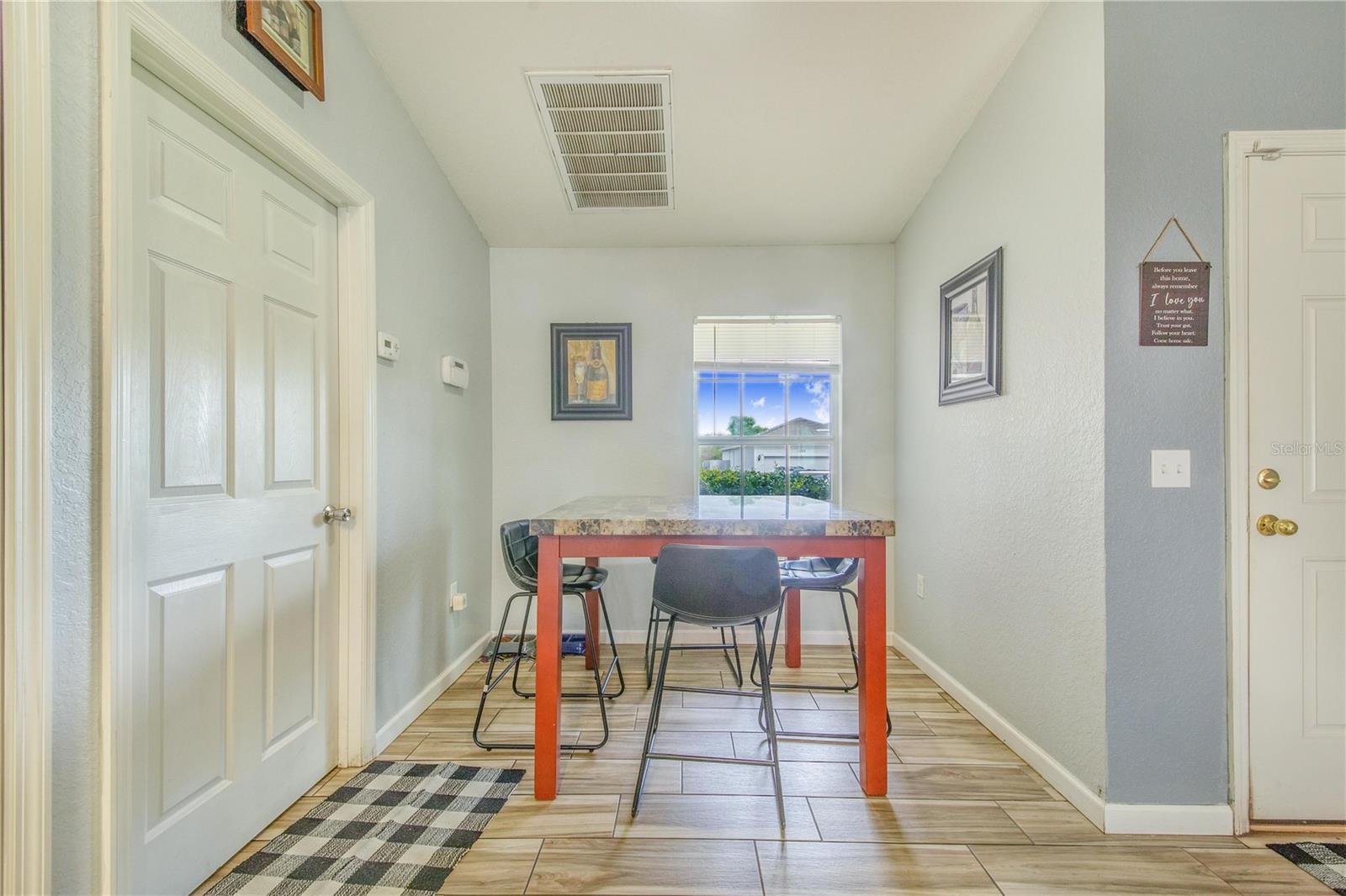 COUNTRY CLUB TRAILS - Residential