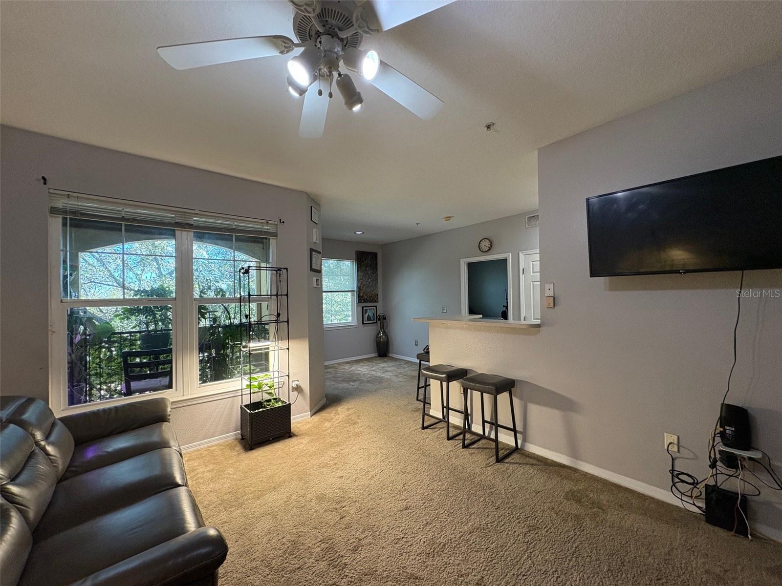 1810 E PALM AVENUE 7303